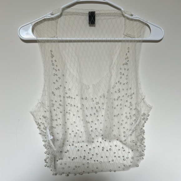 Windsor mesh top with pearls - Picture 2 of 2